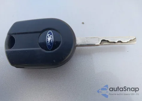 2016 Ford Escape S z USA, uszkodzony, nr VIN 1FMCU0F71GUA05308